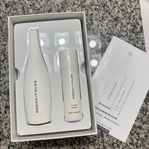 Rodan and Fields Pore Cleansing MD system